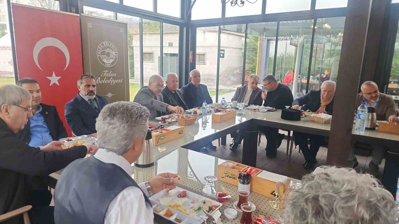 ERCİYES İSTİŞARE VE İŞ İNSANLARI TOPLULUĞU (ERSİAT); KAYSERİ VE TÜRKİYE GÜNDEMİNDEKİ KONULARLA...