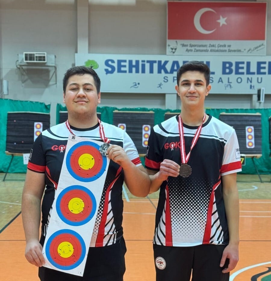 ERDEM KOLEJİ, GAZİANTEP OKÇULUK KURTULUŞ KUPASI İL ŞAMPİYONASI’NDA ELDE ETTİĞİ ÖNEMLİ DERECELERLE...