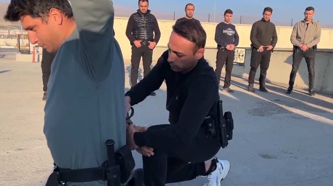 ERZİNCAN’DA ÇARŞI VE MAHALLE BEKÇİLERİNE UYGULAMA EĞİTİMİ KURSU DÜZENLENDİ