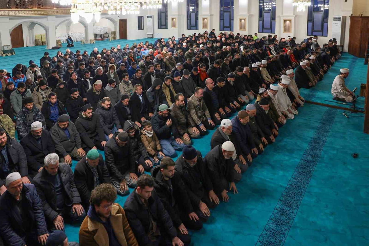 ERZİNCAN’DA ÜÇ AYLAR BAŞLANGICINDA TERZİBABA KÜLLİYESİ’NDE SABAH NAMAZI PROGRAMI...