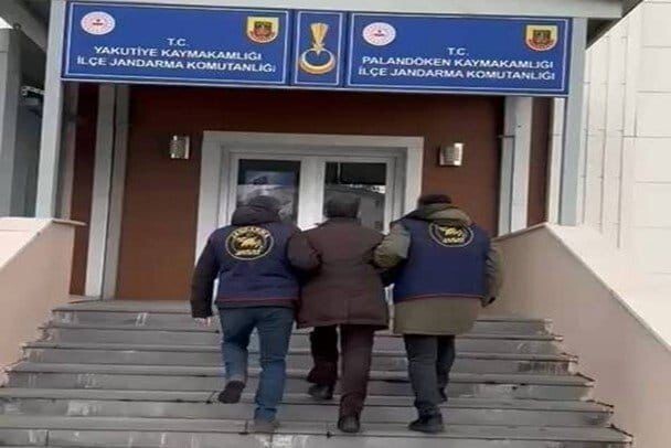 ERZURUM’DA FETÖ/PDY ÜYESİ OLMAK SUÇUNDAN ARANAN 2 ŞAHIS JANDARMA EKİPLERİNCE YAKALANDI.