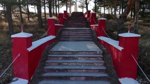 Erzurum Valiliği'nden şehitliklere anlamlı dokunuşlar