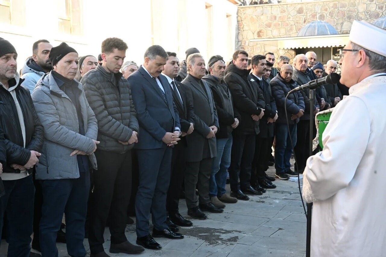 ERZURUM VALİLİĞİ ÖZEL KALEM MÜDÜRÜ SUAT DOĞAN’IN VEFAT EDEN ANNESİ SEVİM DOĞAN’IN CENAZESİ...