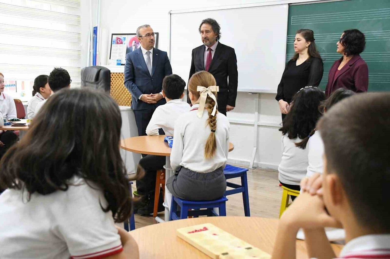 ESKİŞEHİR İL MİLLİ EĞİTİM MÜDÜRÜ SİNAN AYDIN, 1896 YILINDA EĞİTİM ÖĞRETİME BAŞLAYAN VE ŞEHRİN EN...