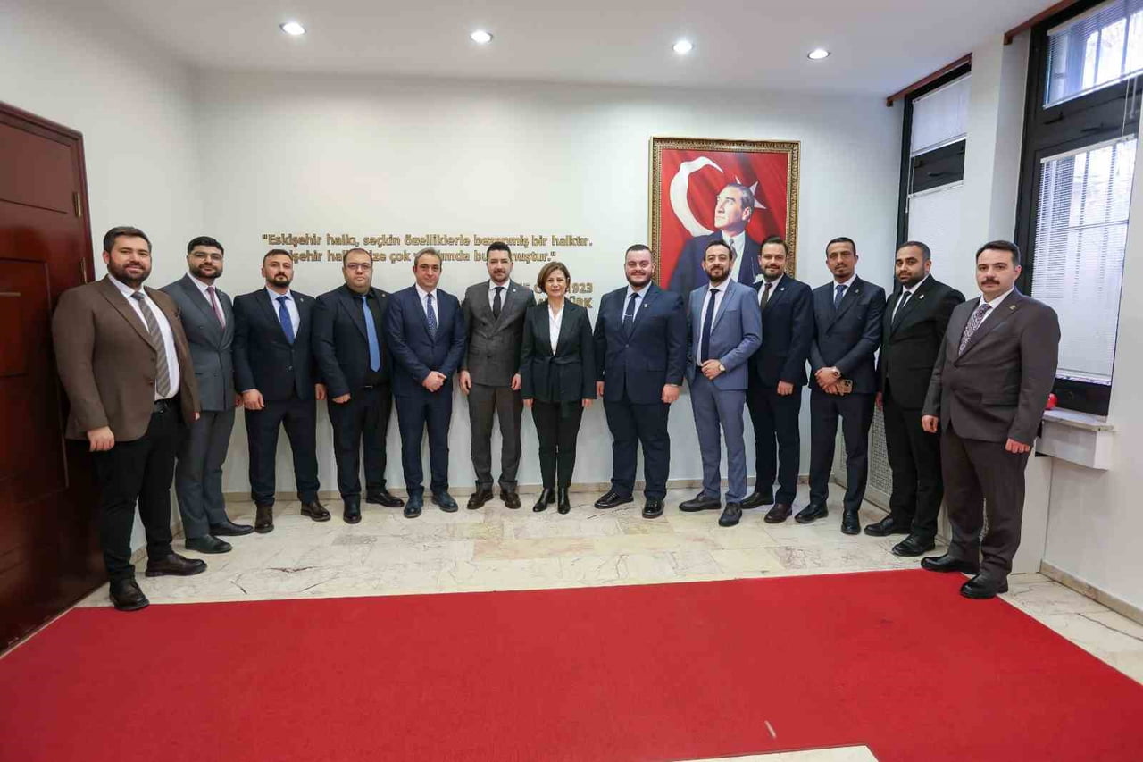 ESKİŞEHİR MÜTEŞEBBİS İŞ ADAMLARI DERNEĞİ (ESMİAD), ESKİŞEHİR'DEKİ BELEDİYE BAŞKANLARINA ZİYARETTE...