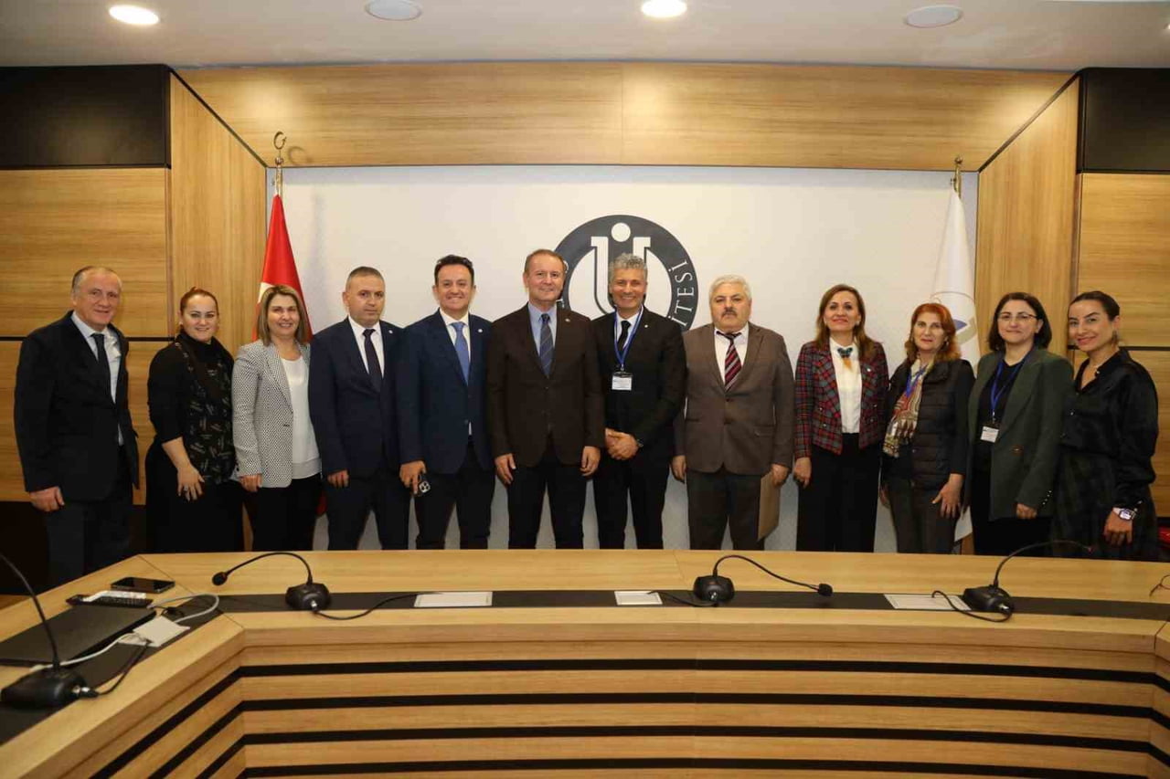 FEN, EDEBİYAT, FEN-EDEBİYAT, DİL VE TARİH-COĞRAFYA FAKÜLTELERİ ÖĞRETİM PROGRAMLARI DEĞERLENDİRME...