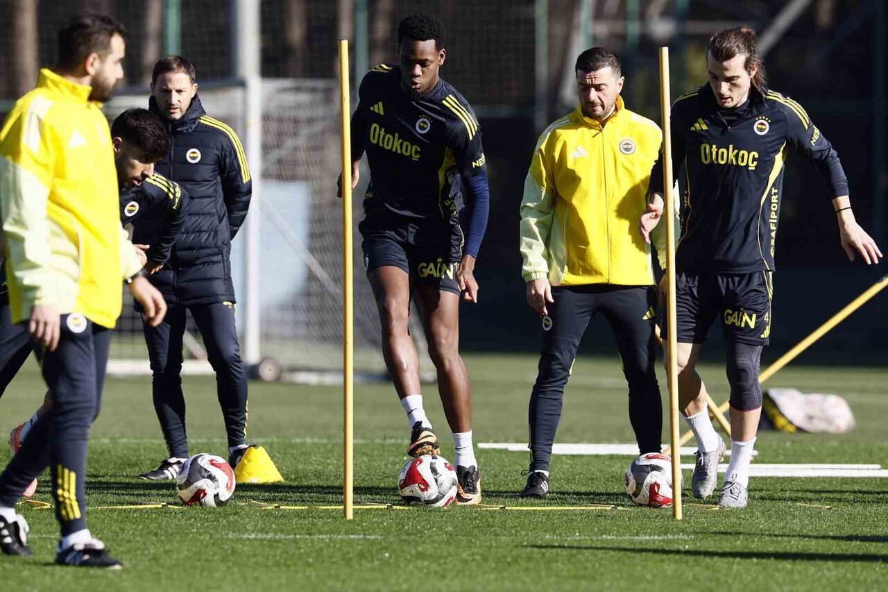 FENERBAHÇE, 20 ARALIK CUMARTESİ GÜNÜ EYÜPSPOR İLE ATATÜRK OLİMPİYAT STADYUMU’NDA OYNAYACAĞI...