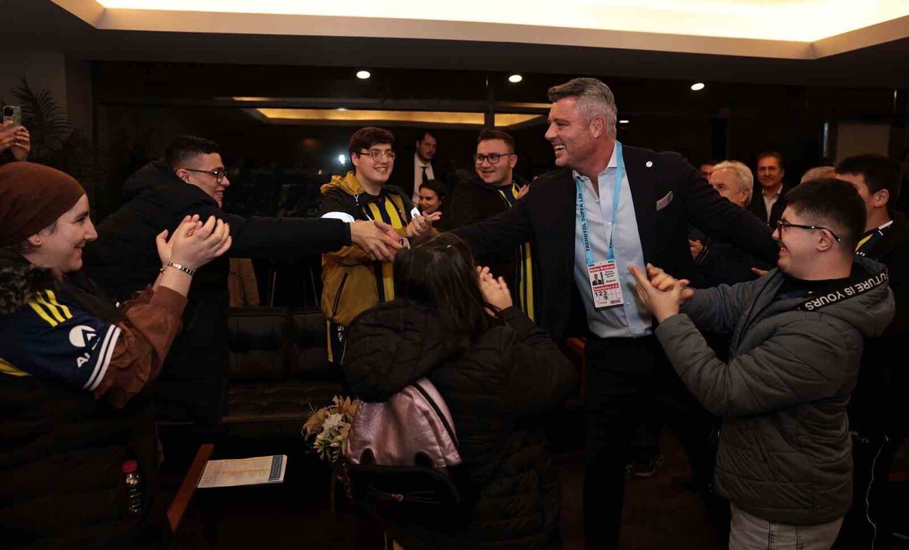 FENERBAHÇE, KONYASPOR İLE OYNADIĞI TRENDYOL SÜPER LİG'İN 16. HAFTA MAÇINDA ÖZEL KONUKLARINI...