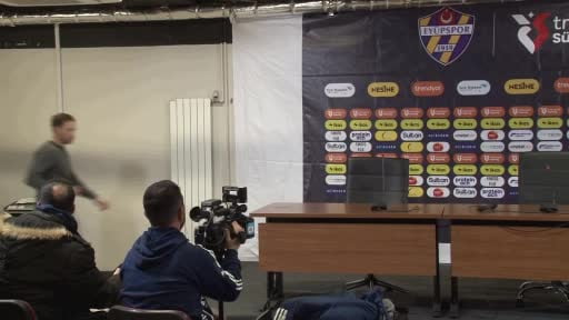 Fenerbahçe Teknik Direktörü Domenico Tedesco, Eyüpspor karşılaşması ve son maçlarda takımın...