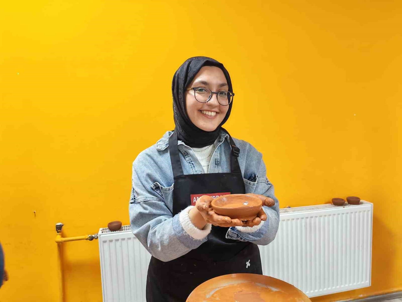 FETHİYE'NİN GENÇLERİ ÇAMURA HAYAT VERİYOR