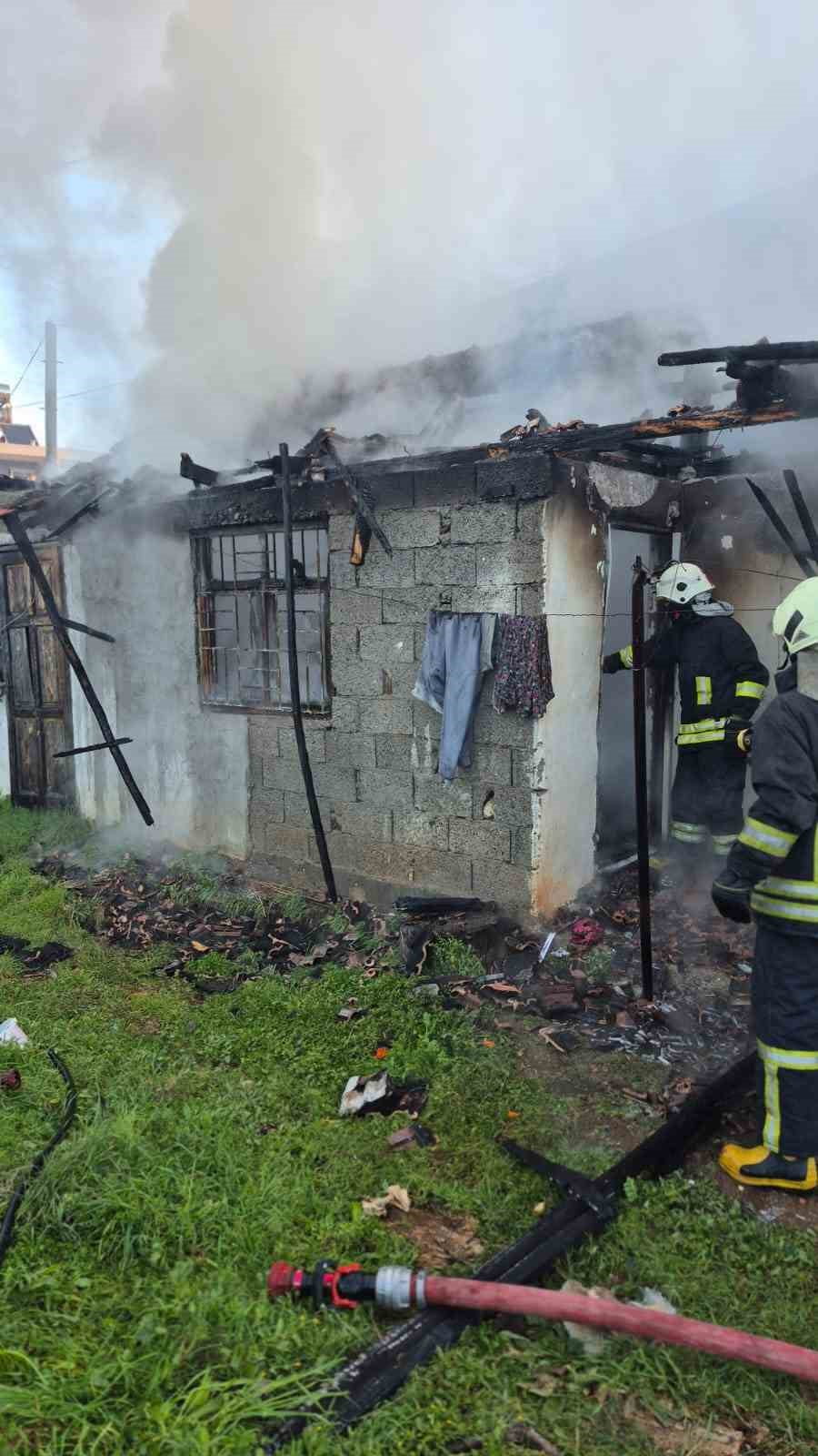 FETHİYE’DE EV YANGININDA YARALANAN 92 YAŞINDAKİ NURİYE ŞAHİN HAYATINI KAYBETTİ