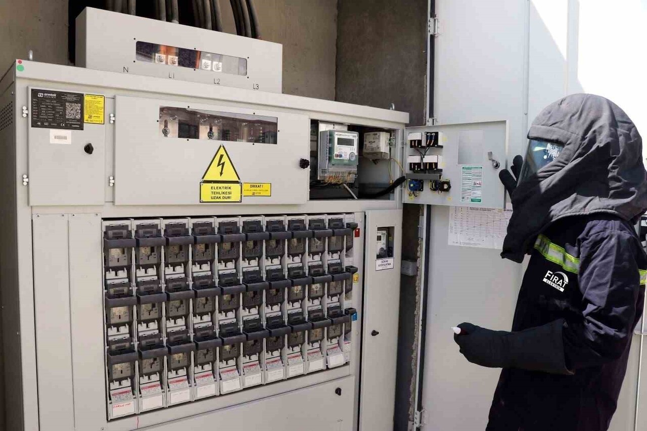 FIRAT EDAŞ, YILIN İLK 10 AYINDA ÜÇÜNCÜ ŞAHISLAR TARAFINDAN GERÇEKLEŞTİRİLEN İZİNSİZ KAZI VE...