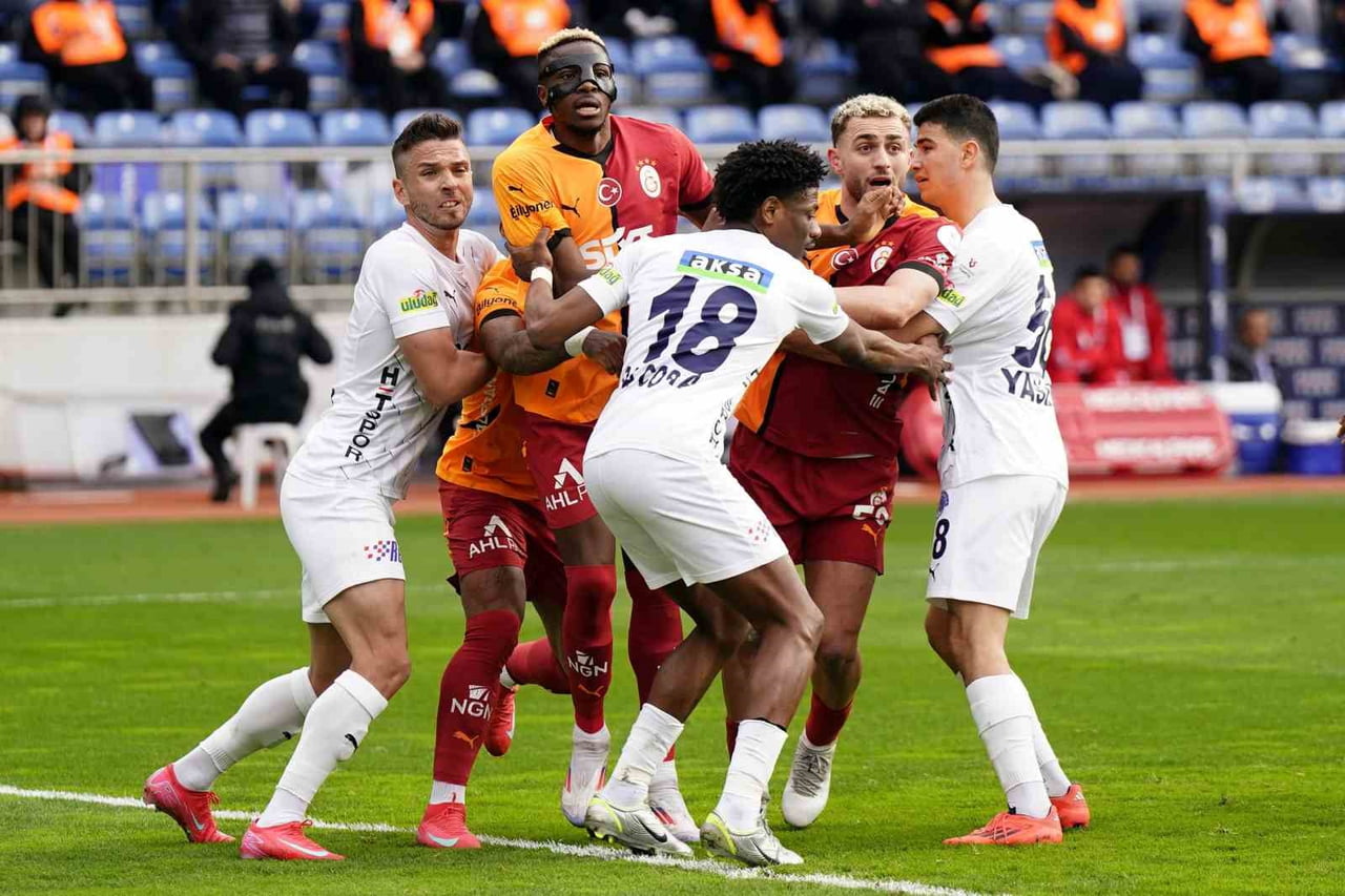 GALATASARAY, TRENDYOL SÜPER LİG'İN 17. HAFTASINDA YARIN EVİNDE OYNAYACAĞI KASIMPAŞA İLE LİGDE 43....
