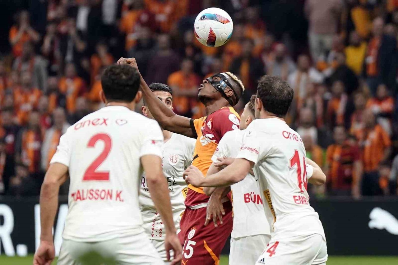 GALATASARAY, TRENDYOL SÜPER LİG’İN 16. HAFTASINDA YARIN DEPLASMANDA OYNAYACAĞI ANTALYASPOR İLE 59....