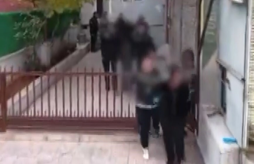 GAZİANTEP'TE FUHUŞ OPERASYONUNDA 14 ŞAHIS TUTUKLANDI, DUVARDAKİ YAZILAR ŞOK ETTİ