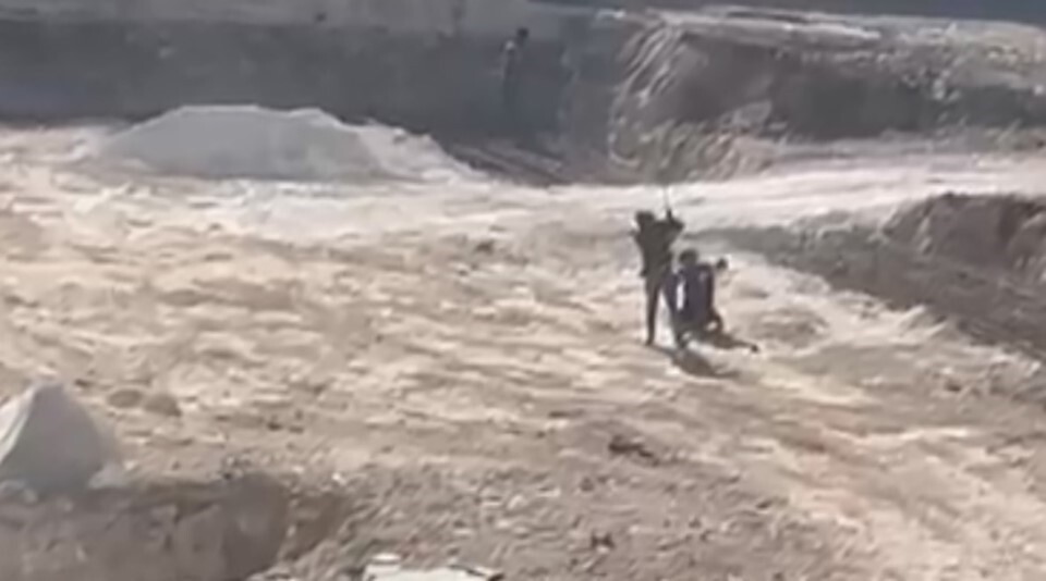 GAZİANTEP'TE TEPKİ ÇEKEN GÖRÜNTÜ: ÇOCUK İŞÇİYE İNŞAAT ALANINDA DARP