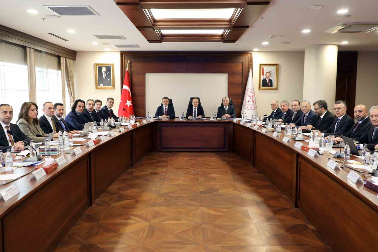 GIDA VE TARIMSAL ÜRÜN PİYASALARI İZLEME VE DEĞERLENDİRME KOMİTESİ, HAZİNE VE MALİYE BAKANI MEHMET...