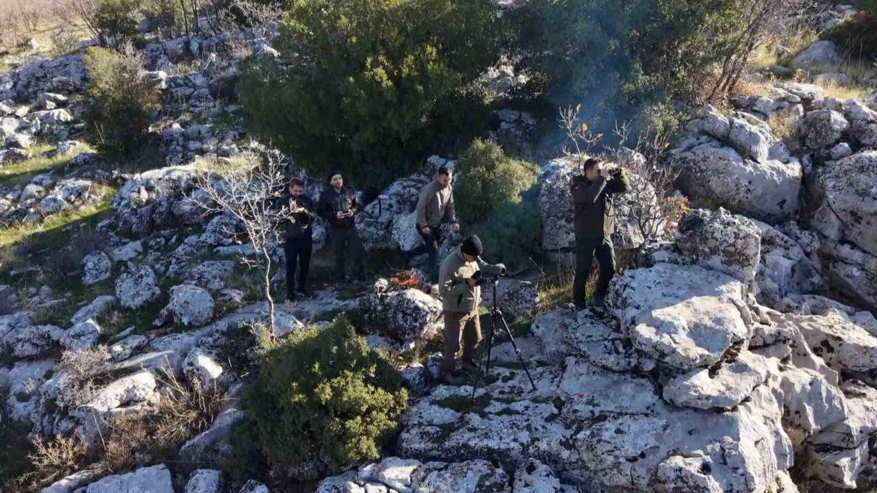 GÜN DOĞMADAN GECENİN KARANLIĞINDA YOLLARA DÜŞEN DOĞA KORUMA VE MİLLİ PARKLAR MÜDÜRLÜĞÜ EKİPLERİ...