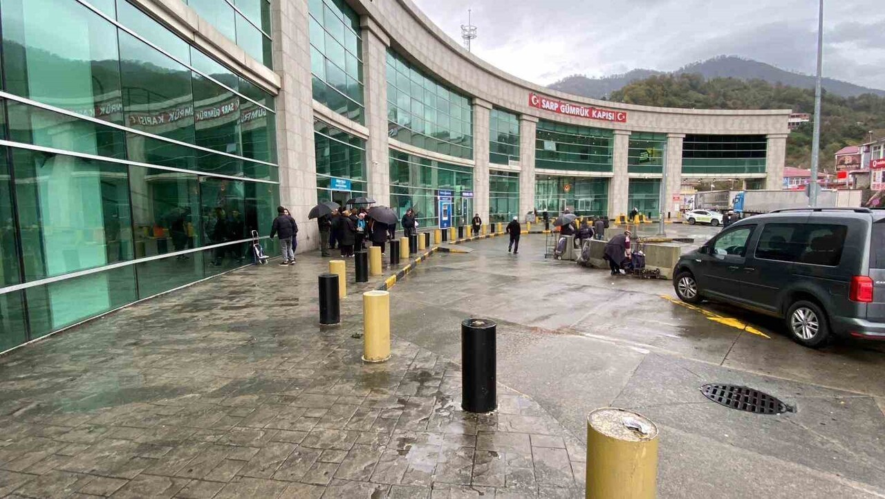 GÜRCİSTAN, 1 OCAK 2026’DAN İTİBAREN TÜRK VATANDAŞLARININ ÜLKEYE GİRİŞİNDE KİMLİK VEYA PASAPORTA EK...