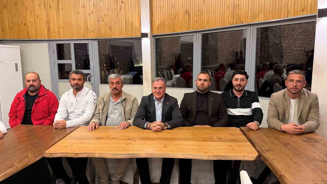 HACILAR BELEDİYE BAŞKANI BİLAL ÖZDOĞAN, İLÇENİN FUTBOLDAKİ YÜZÜ OLAN HACILAR ERCİYESSPOR KULÜBÜ...