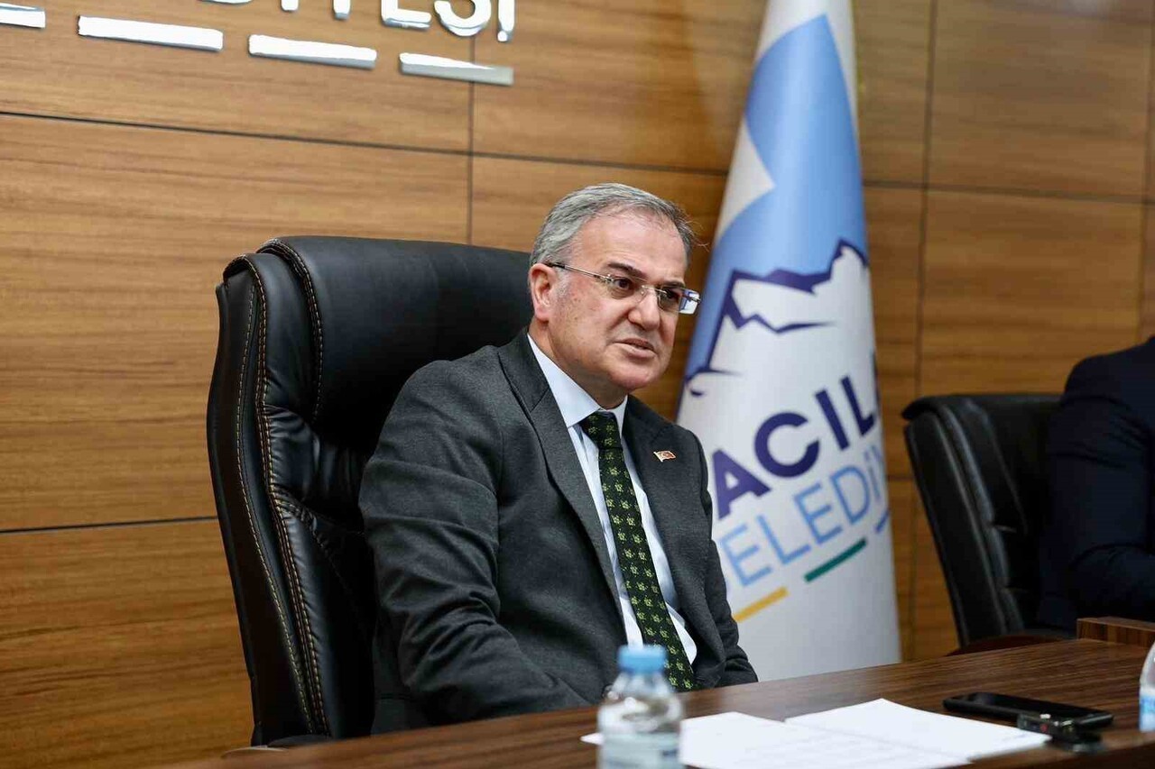 HACILAR BELEDİYE MECLİSİ'NDE 2025 YILININ SON TOPLANTISI, HACILAR BELEDİYE BAŞKANI BİLAL ÖZDOĞAN...