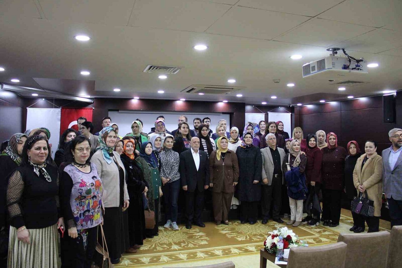 HAK İŞÇİ SENDİKALARI KONFEDERASYONU (HAK-İŞ) GENEL BAŞKANI MAHMUT ARSLAN, "HANGİ KONFEDERASYON...