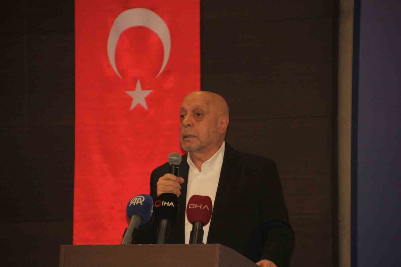 HAK İŞÇİ SENDİKALARI KONFEDERASYONU (HAK-İŞ) VE HİZMET-İŞ SENDİKASI GENEL BAŞKANI MAHMUT...