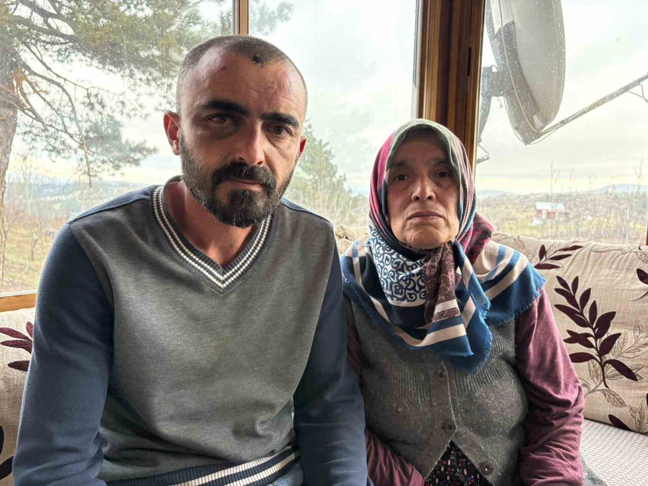 HAKAN ÖZDEMİR VE EMİNE ÖZDEMİR