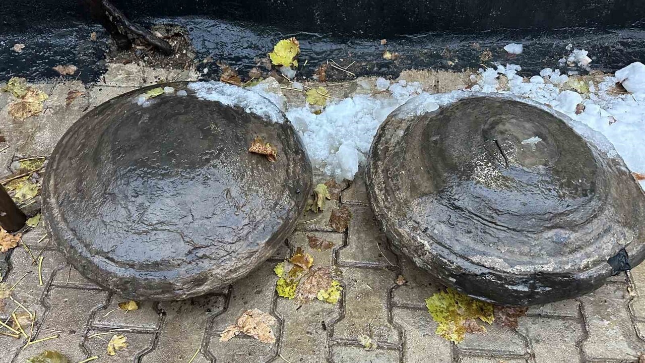 HAKKARİ'NİN ŞEMDİNLİ İLÇESİNE BAĞLI IRAK SINIRINDAKİ AKTÜTÜN BÖLGESİNDE, 3 YIL ÖNCE YOL ÇALIŞMASI...