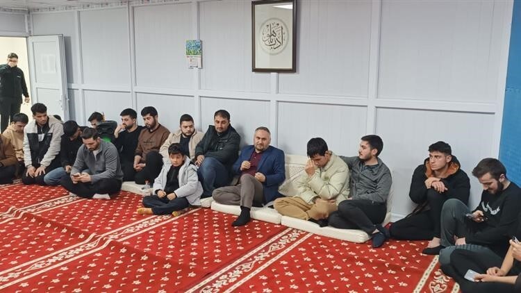 HAKKARİ İL MÜFTÜLÜĞÜ GENÇLİK KOORDİNATÖRLÜĞÜNCE KEKLİKPINAR MAHALLESİNDEKİ KYK YURDUNDA KALAN...