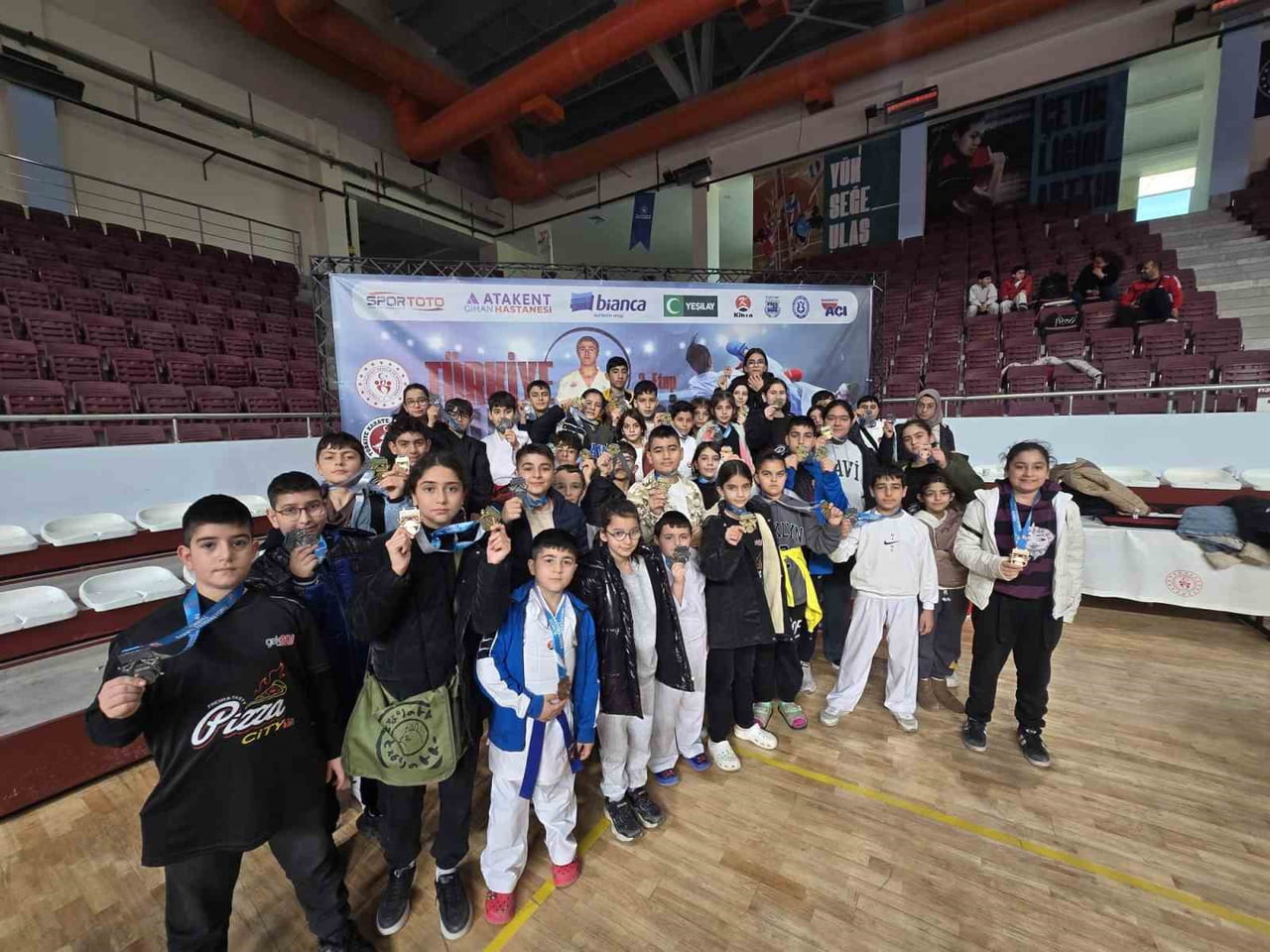 HATAY’DA DÜZENLENEN TÜRKİYE KARATE YILDIZLAR LİGİ 2. ETABI’NDA ELAZIĞ TEMSİLCİSİ, 25 ALTIN, 13...