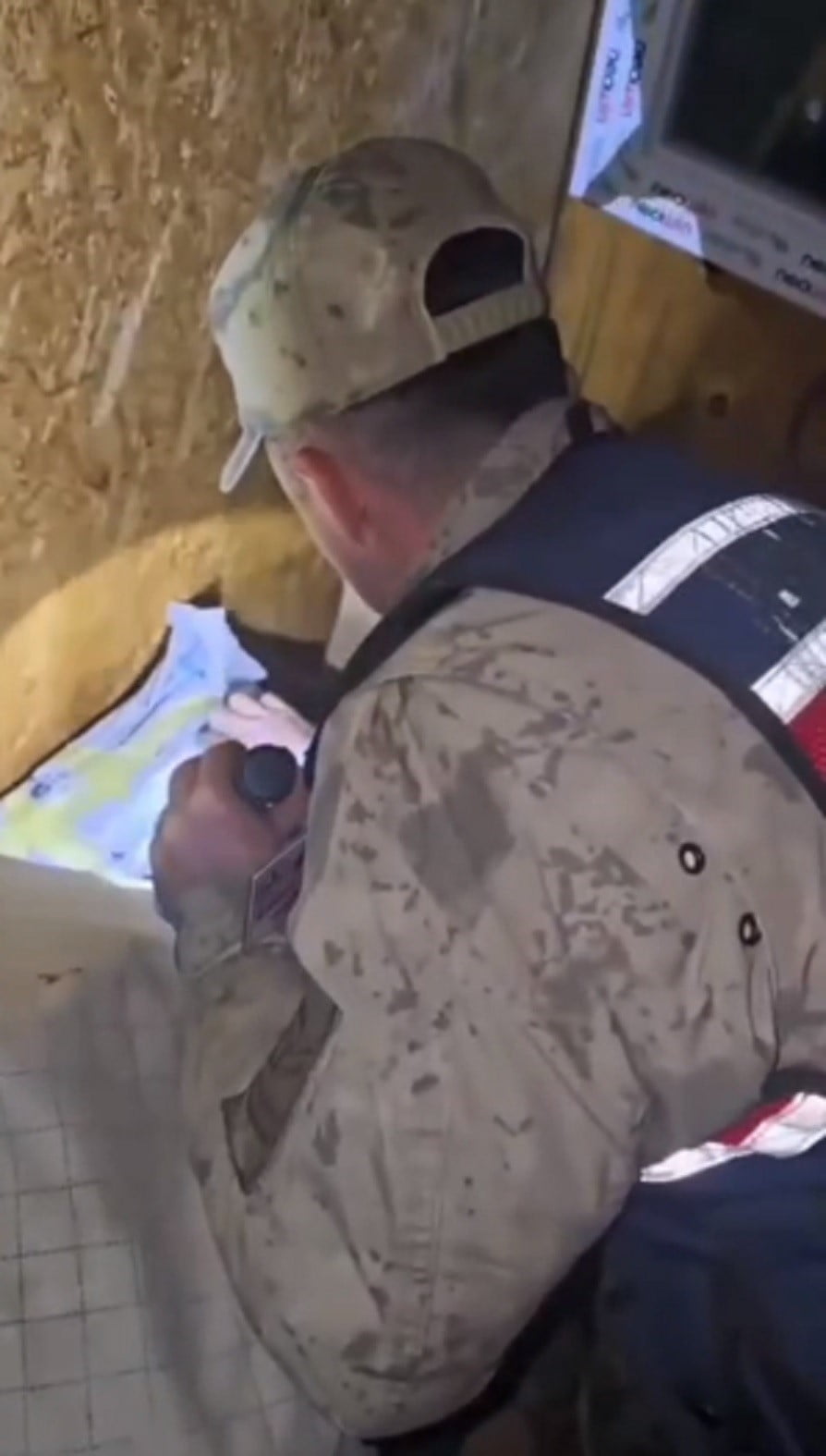 HATAY’DA JANDARMA EKİPLERİ TARAFINDAN BİR ADRESTE YAPILAN ARAMADA EŞYALARIN İÇERİSİNE SAKLANMIŞ...