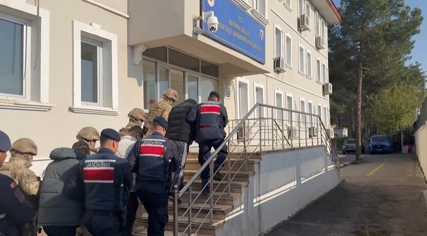 İÇİŞLERİ BAKANI ALİ YERLİKAYA, "YASA DIŞI BAHİS’ SUÇUNA YÖNELİK JANDARMAMIZ TARAFINDAN DÜZENLENEN...