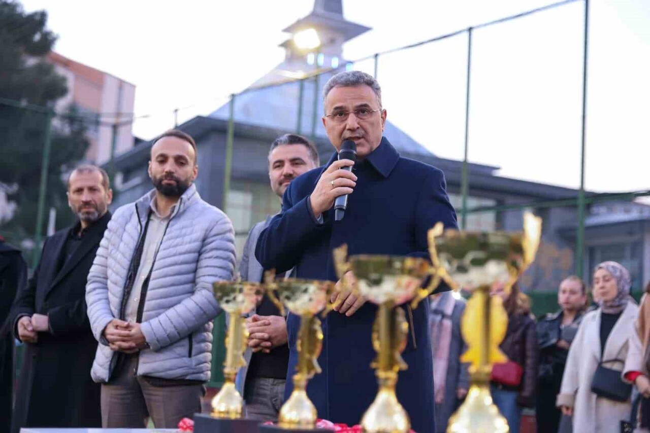 ‘İLKEM BAŞARI TURNUVASI’ ÖDÜL TÖRENİNDE KONUŞAN İLKADIM BELEDİYE BAŞKANI İHSAN KURNAZ, İLKEM’İN...