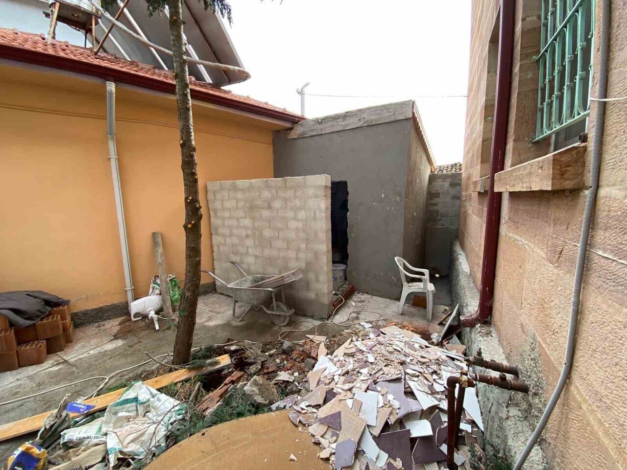 İNÖNÜ BELEDİYESİ TARAFINDAN İLÇEDE SÜRDÜRÜLEN BAKIM VE ONARIM ÇALIŞMALARI KAPSAMINDA, ERENKÖY...