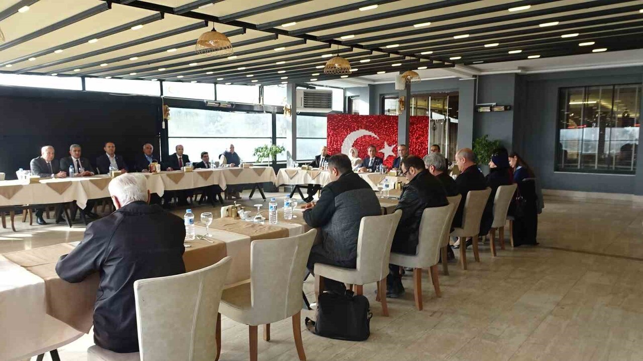 İNSAN HAKLARI KURULU, GAZETECİLERLE BULUŞTU