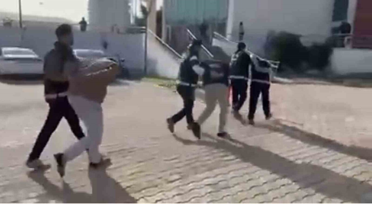 İSKENDERUN’DA MOTOSİKLET HIRSIZLIĞI ŞÜPHELİSİ 3 KİŞİ YAKLANDI