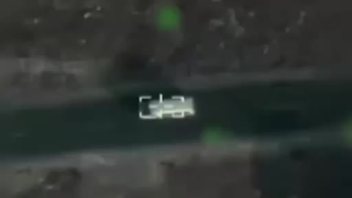 İsrail Savunma Kuvvetleri (IDF), Lübnan’ın doğusundaki al-Nasiriyah bölgesine yönelik hava...