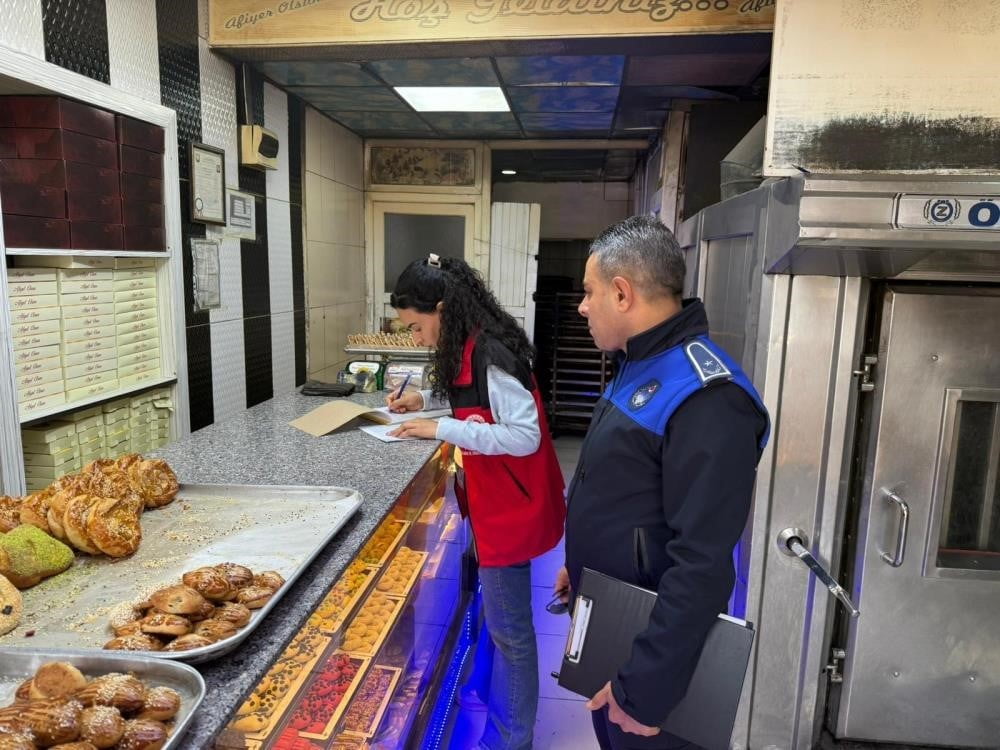 İSTANBUL'DA YIL İÇİNDE 220 BİN GIDA DENETİMİ YAPILDI