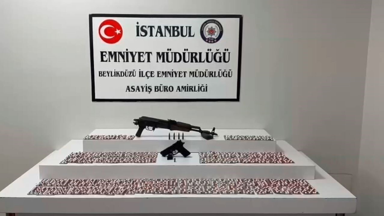 İSTANBUL BEYLİKDÜZÜ’NDE UZUN NAMLULU SİLAHLA İŞ YERİNİ KURŞUNLAMA OLAYINA KARIŞAN ŞÜPHELİ...