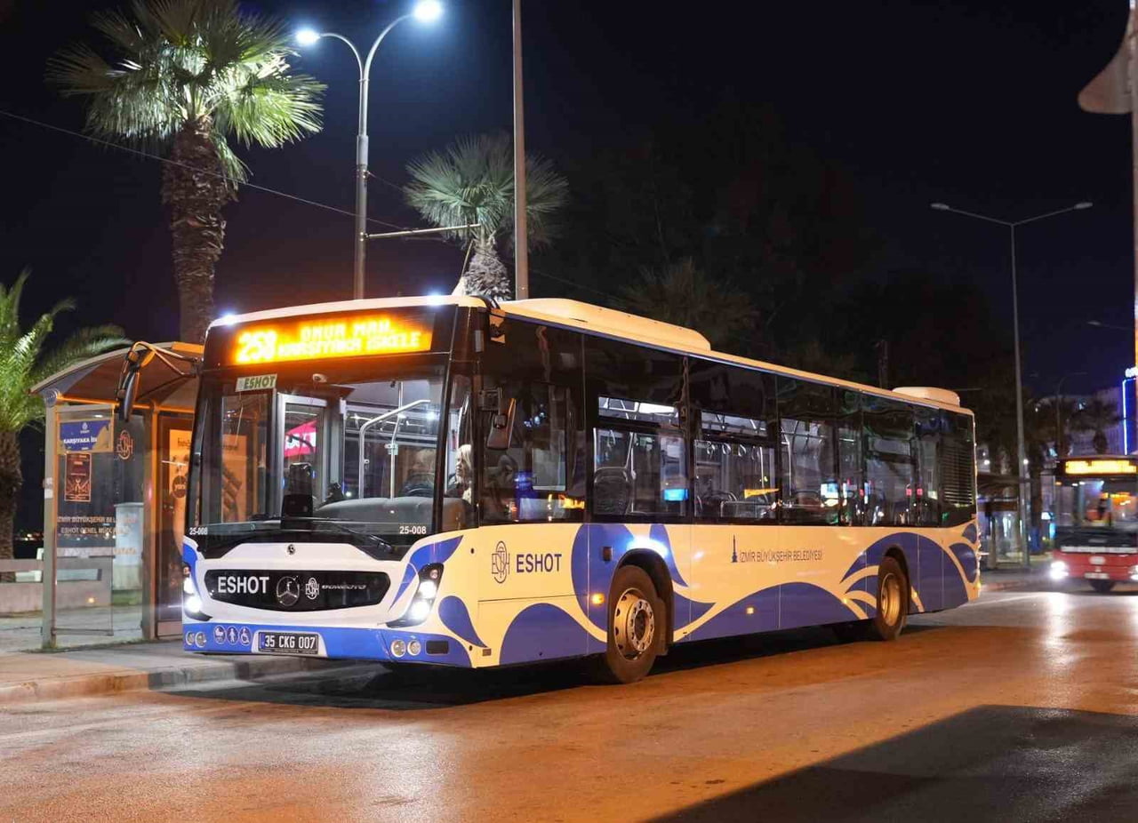 İZMİR BÜYÜKŞEHİR BELEDİYESİ'NE BAĞLI TOPLU ULAŞIM KURUM VE KURULUŞLARI, YILBAŞI GECESİNE ÖZEL...