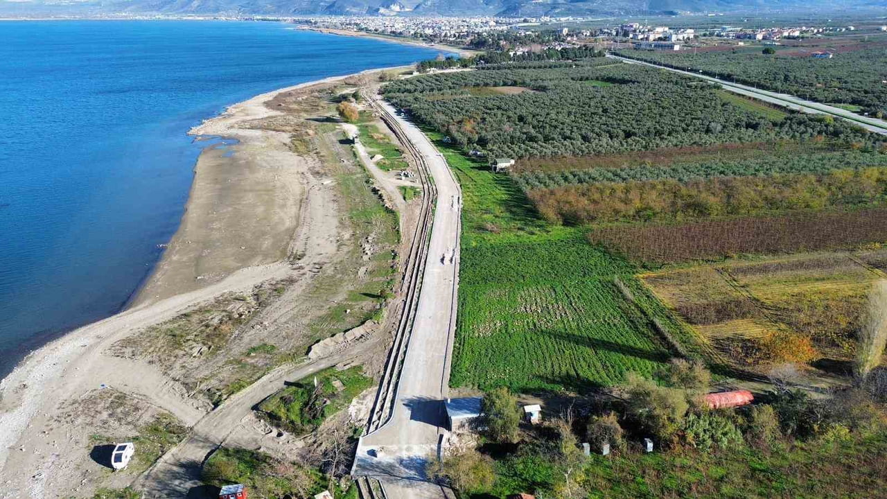 İZNİK BELEDİYESİ, KENTİN ÇEHRESİNİ DEĞİŞTİRECEK VE SOSYAL YAŞAMI GÜÇLENDİRECEK ÖNEMLİ BİR PROJEYİ...