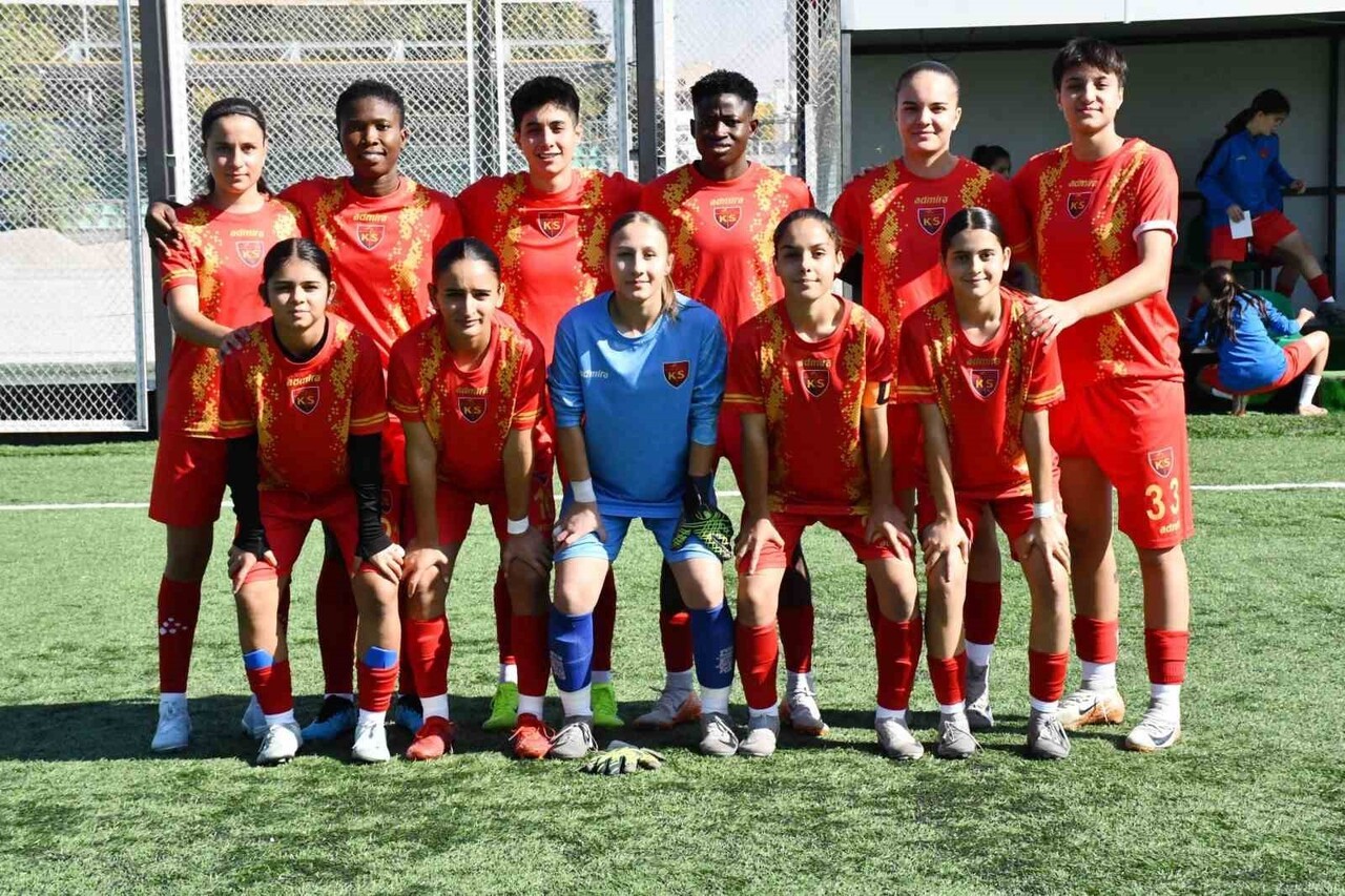 KADINLAR 1. LİG A GRUBU EKİPLERİNDEN AURAN KAYSERİ KADIN FK LİGİN 7. HAFTASINDA EVİNDE OYNADIĞI...