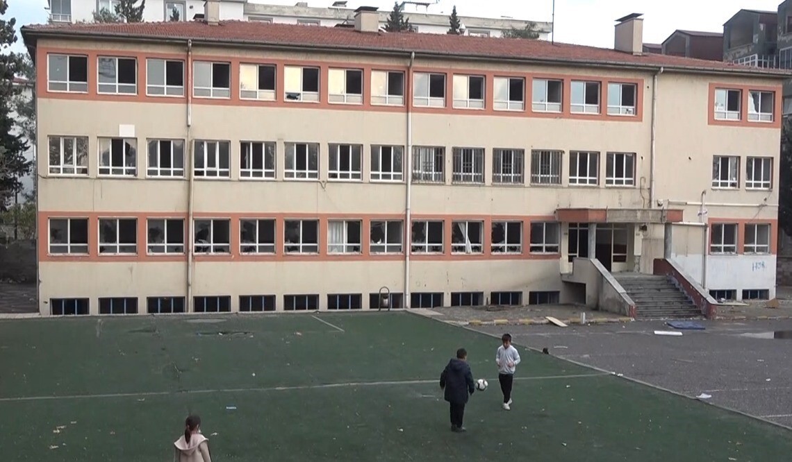 KAHRAMANMARAŞ MERKEZLİ MEYDANA GELEN DEPREMLER SONRASI EĞİTİM VE ÖĞRETİM YAPILAMAYAN İLKOKUL...