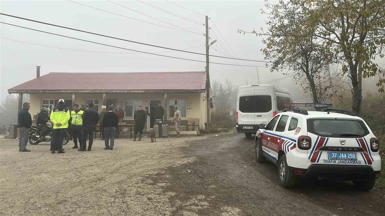KASTAMONU'NUN BOZKURT İLÇESİNDE KAYBOLDUKTAN SONRA DERE YATAĞINDA ÖLÜ BULUNAN HURİYE HEVACI VE 5...