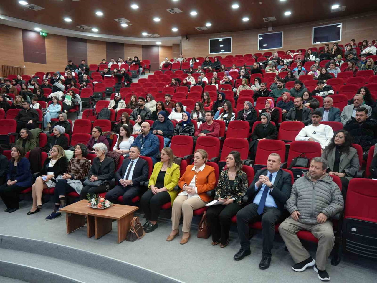 KASTAMONU ÜNİVERSİTESİ TARAFINDAN "SAĞLIK TURİZMİ VE KAPSAYICI SAĞLIK YAKLAŞIMLARI" SEMPOZYUMU...