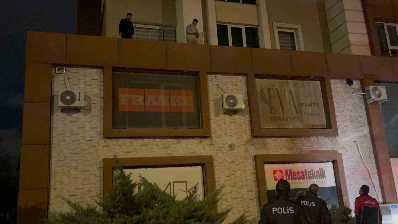 KAYSERİ'NİN KOCASİNAN İLÇESİNDE İLGİNÇ BİR OLAY YAŞANDI. İDDİAYA GÖRE ALKOL İÇMEK İÇİN GİTTİKLERİ...