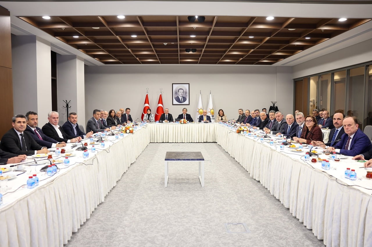 KAYSERİ BÜYÜKŞEHİR BELEDİYE BAŞKANI DR. MEMDUH BÜYÜKKILIÇ, AK PARTİ GENEL MERKEZ YEREL YÖNETİMLER...