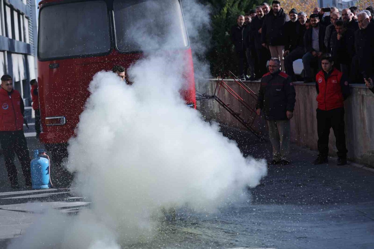 KAYSERİ BÜYÜKŞEHİR BELEDİYESİ AFET İŞLERİ VE RİSK YÖNETİMİ DAİRE BAŞKANLIĞI İLE MELİKGAZİ İLÇE...