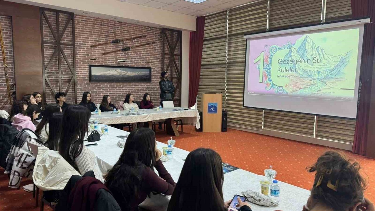 KAYSERİ BÜYÜKŞEHİR BELEDİYESİ BÜNYESİNDE DÜNYANIN SAYILI KAYAK MERKEZLERİNDEN BİRİNİ YÖNETEN...